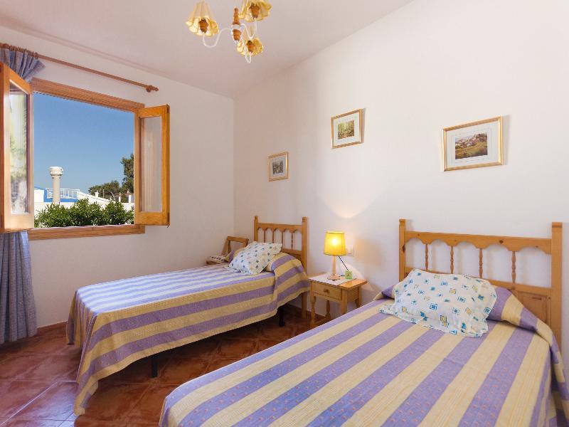 Oliveres I II Cala Blanca  Exteriör bild